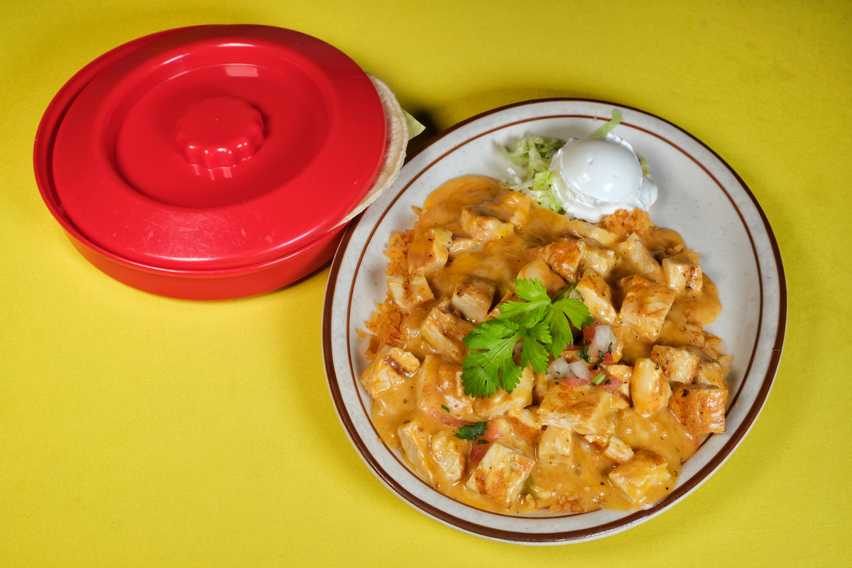 Arroz con Pollo